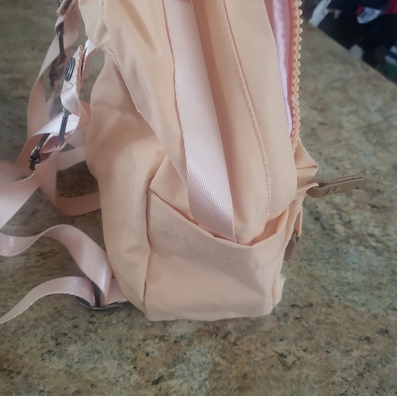 Backpack - Picture 2 of 5